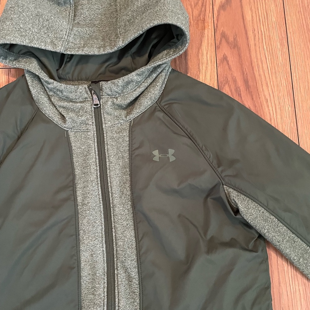 Unde Armour Cold Gear Jacket